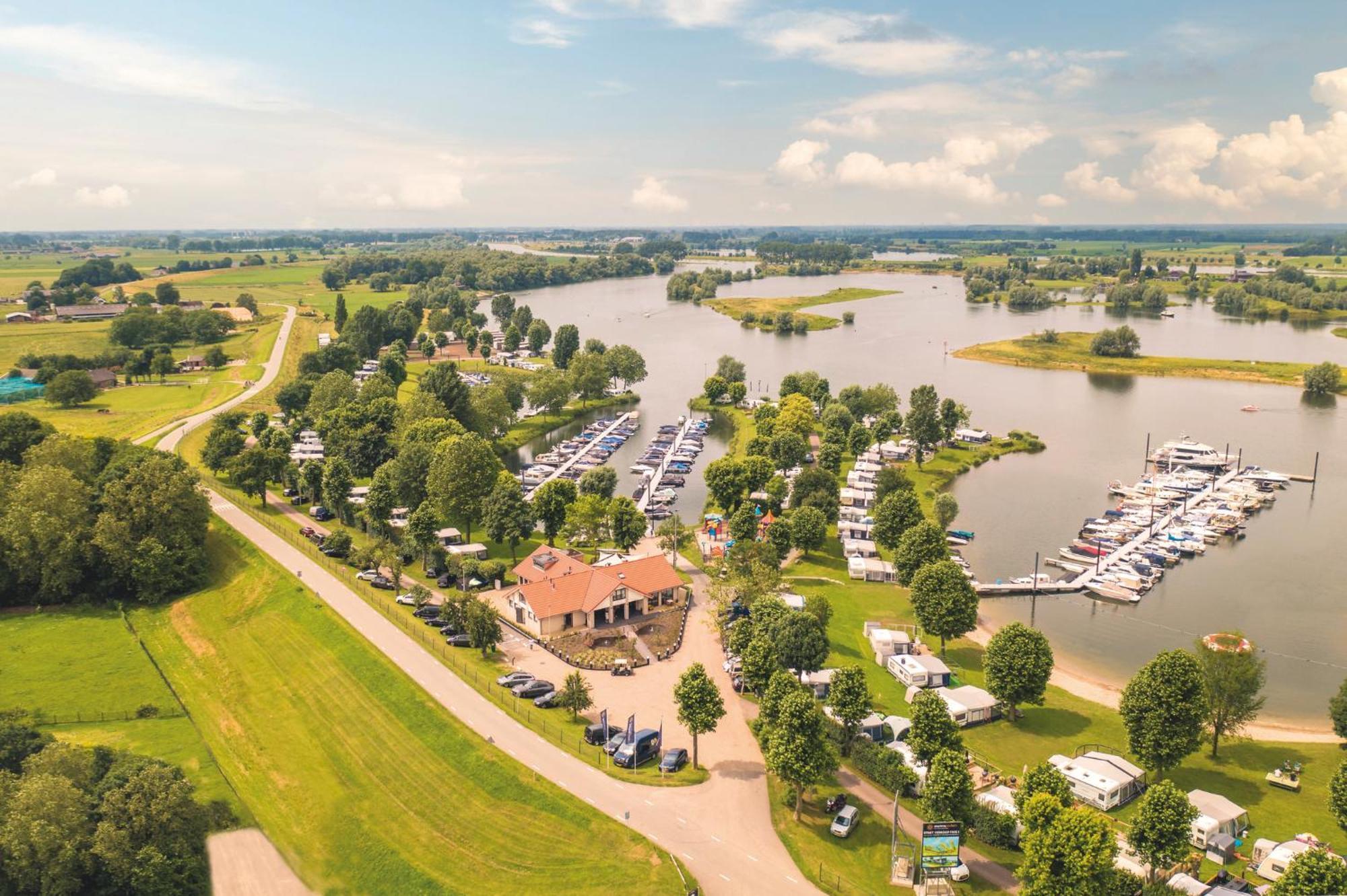 Marinapark Bad Nederrijn Hotel Maurik Luaran gambar